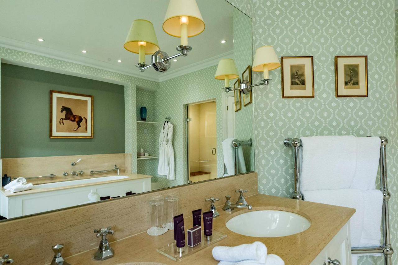 The Jockey Club Rooms Newmarket  Esterno foto