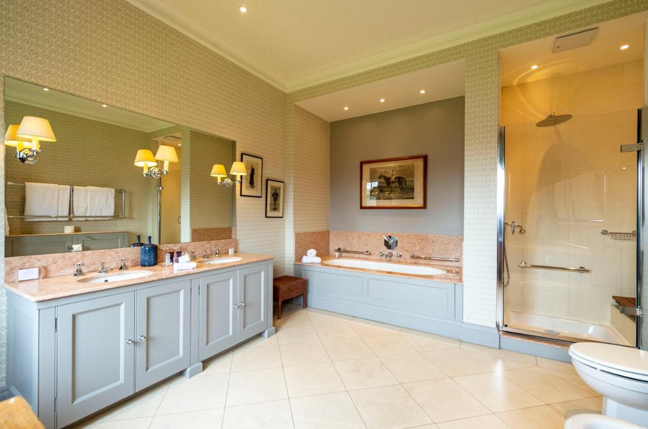 The Jockey Club Rooms Newmarket  Esterno foto